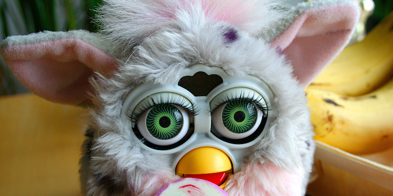 Cashen maar: Je krijgt voor je Furby van vroeger nu hartstikke veel geld 