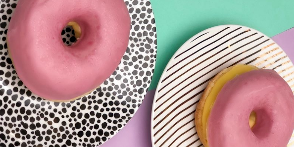 Mmm... Deze tompouce donut van HEMA moet je proberen!