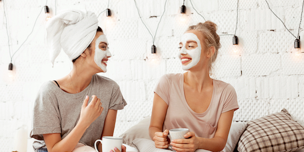 Deze makkelijke gezichtsmaskers helpen je van je droge huid af te komen