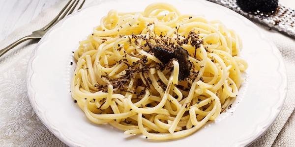 Dol op truffel? Maak dan deze truffelpasta binnenkort eens zelf!