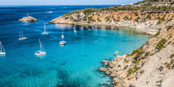 Yes, we kunnen weer: naar deze vakantiebestemmingen mag je op dit moment!