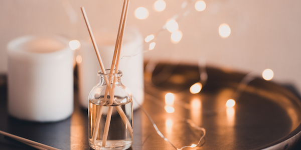 DIY: Apple cinnamon geurstokjes voor een herfstige geur in huis