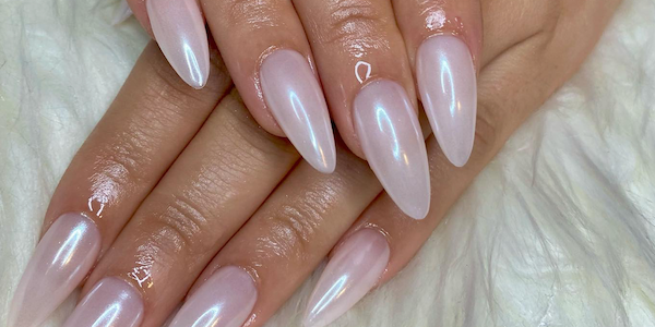 Nageltrend winter 2023: Glazed donut nagels