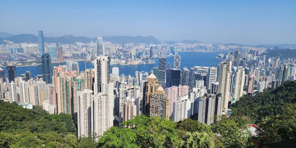 Nog op zoek naar een vakantiebestemming? Hongkong geeft 500.000 vliegtickets weg!