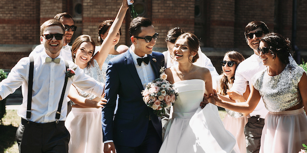 Wat draag je naar een bruiloft? Tips voor dames