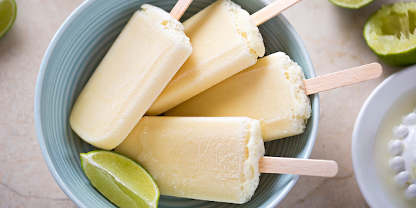 Deze zelfgemaakte limoncello ijsjes heb je nodig in jouw leven