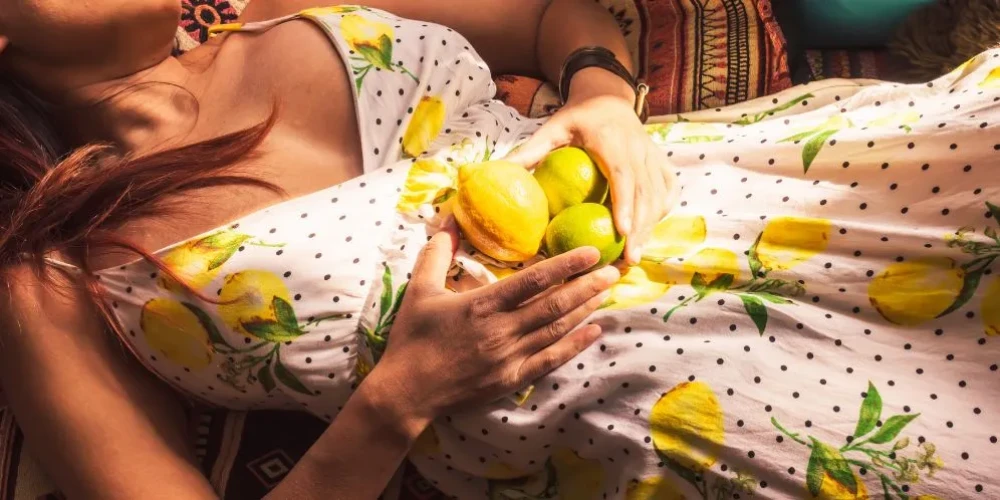 Fruitprints zijn populairder dan ooit: hier shop je de leuksten