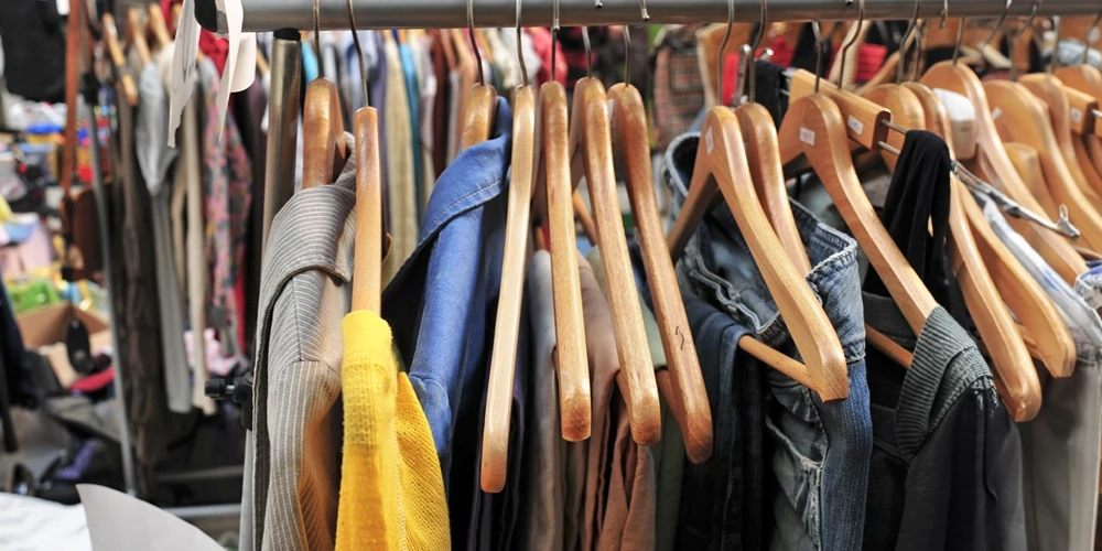 Waarom tweedehands shoppen hotter is dan ooit