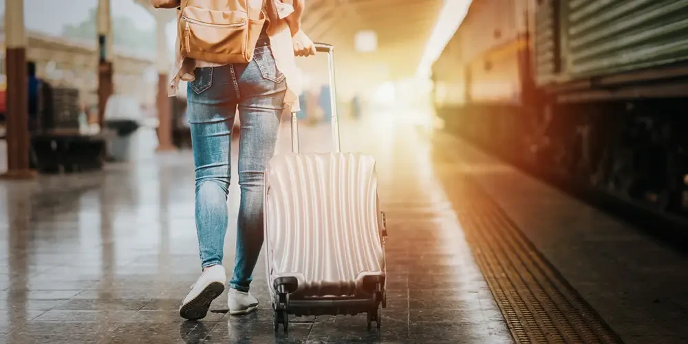 Zo pak je een stijlvolle capsule garderobe in voor op vakantie