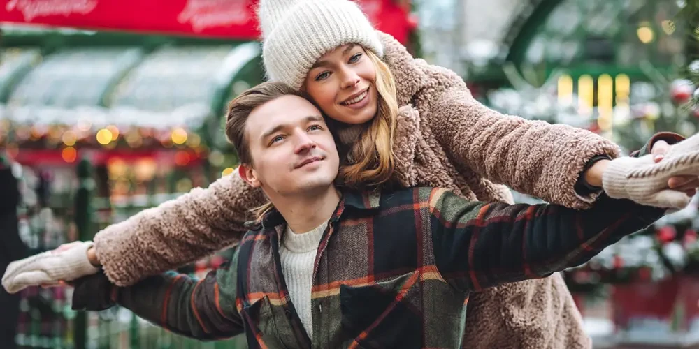 First date met Kerst? Dit is wat je wél en juist níet moet dragen