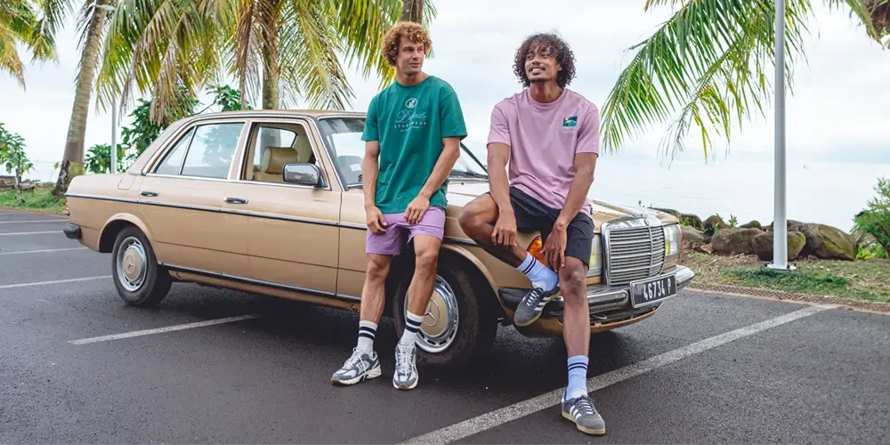 Mannen en hun kapotte zwembroek: tijd voor een interventie