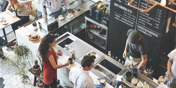 Hou ‘m vrij! Op 4 en 5 maart is er een Costes sample sale waar je bij moet zijn