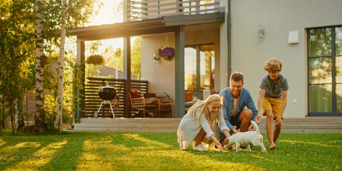 Shoppen! De cargo broekentrend is weer terug